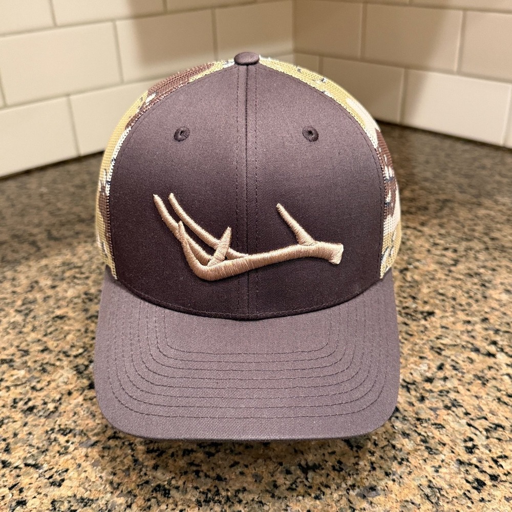 Antler Richardson 112P Trucker Hat Men OS Brown Camo Cotton Blend